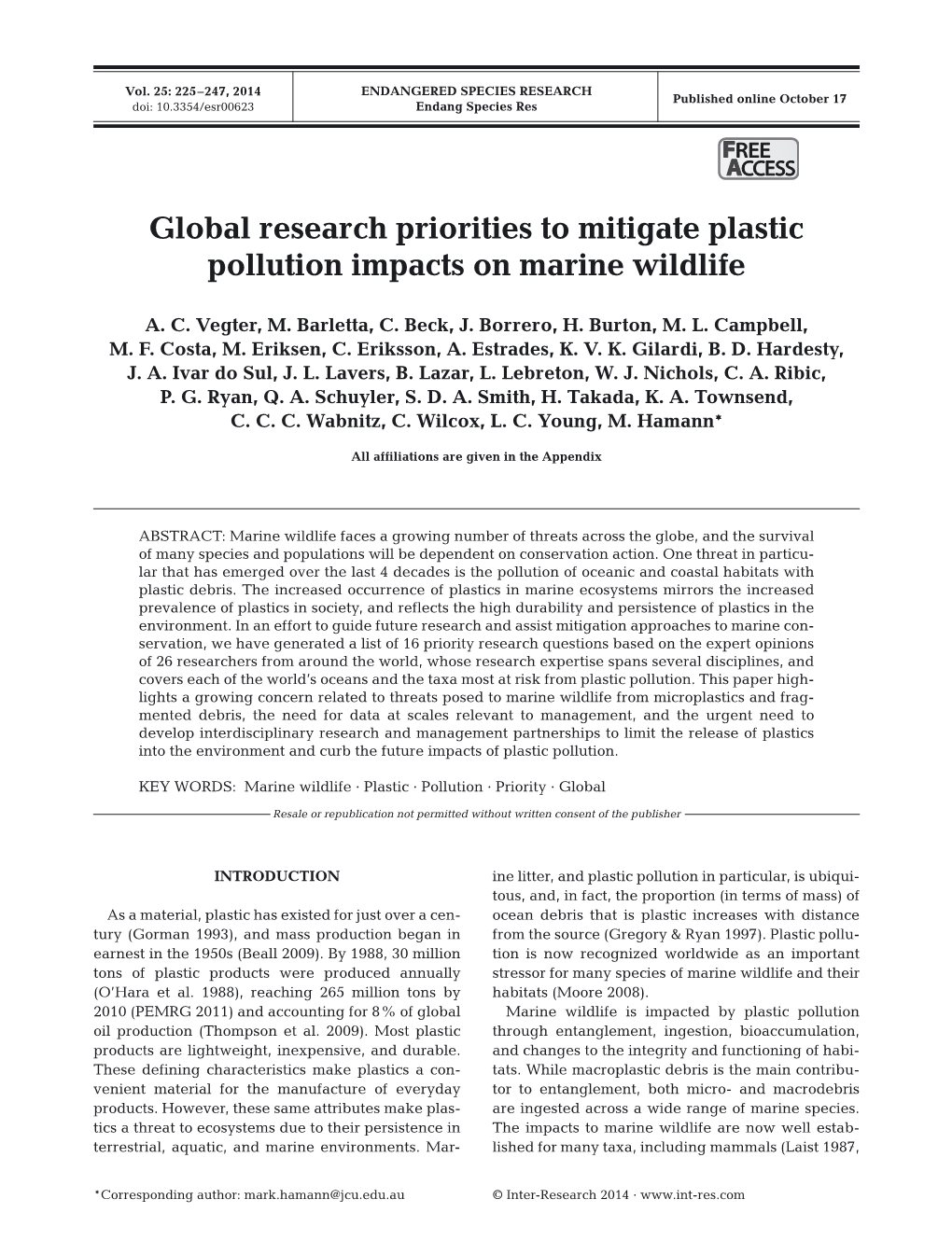 Global Research Priorities to Mitigate Plastic Pollution Impacts on Marine Wildlife