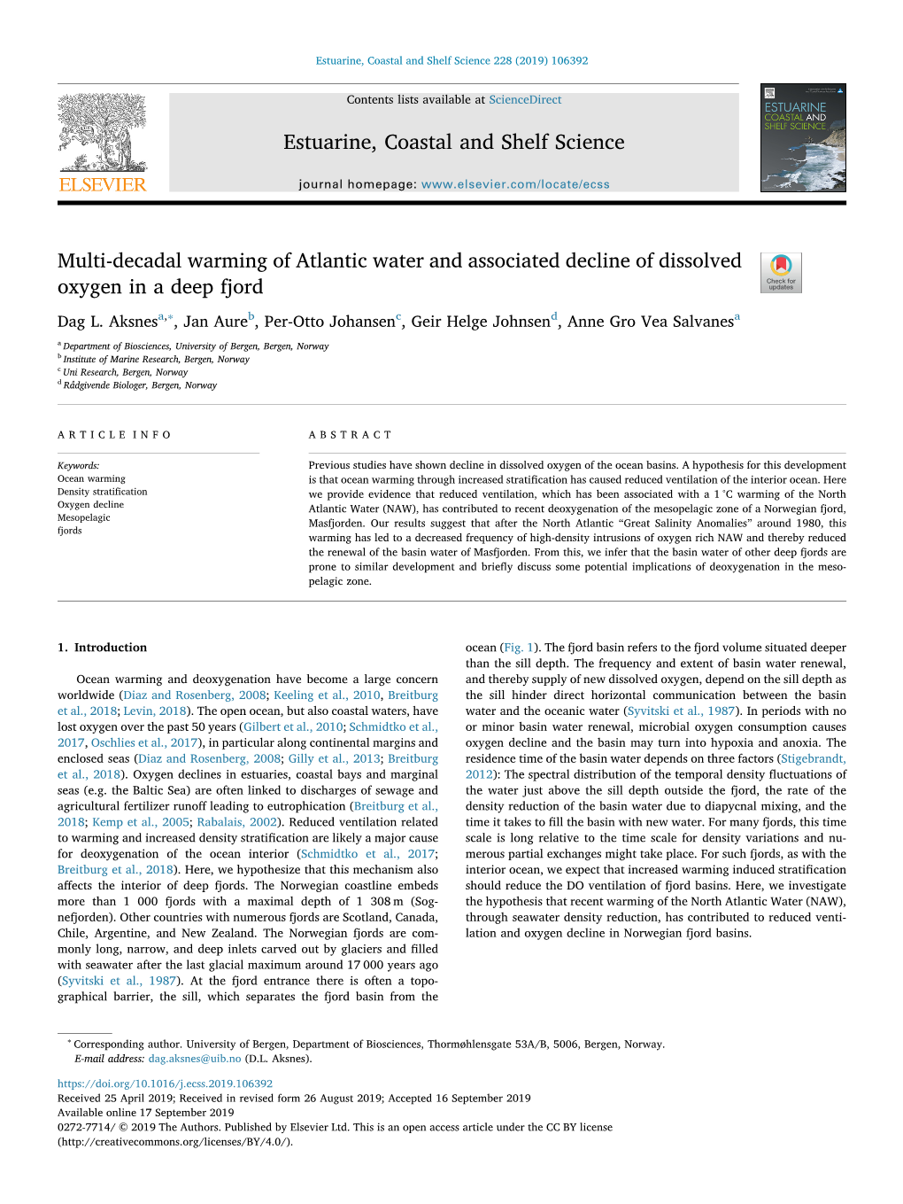 Multi-Decadal Warming of Atlantic Water and Associated Decline of Dissolved Oxygen in a Deep Fjord T