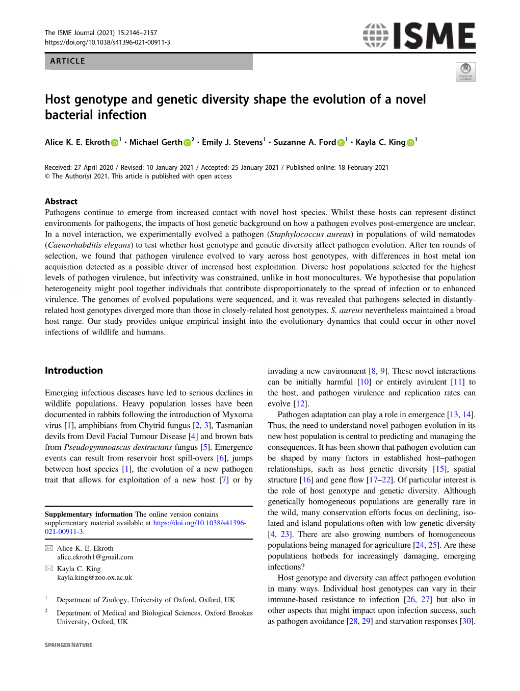 Host Genotype and Genetic Diversity Shape the Evolution of a Novel Bacterial Infection