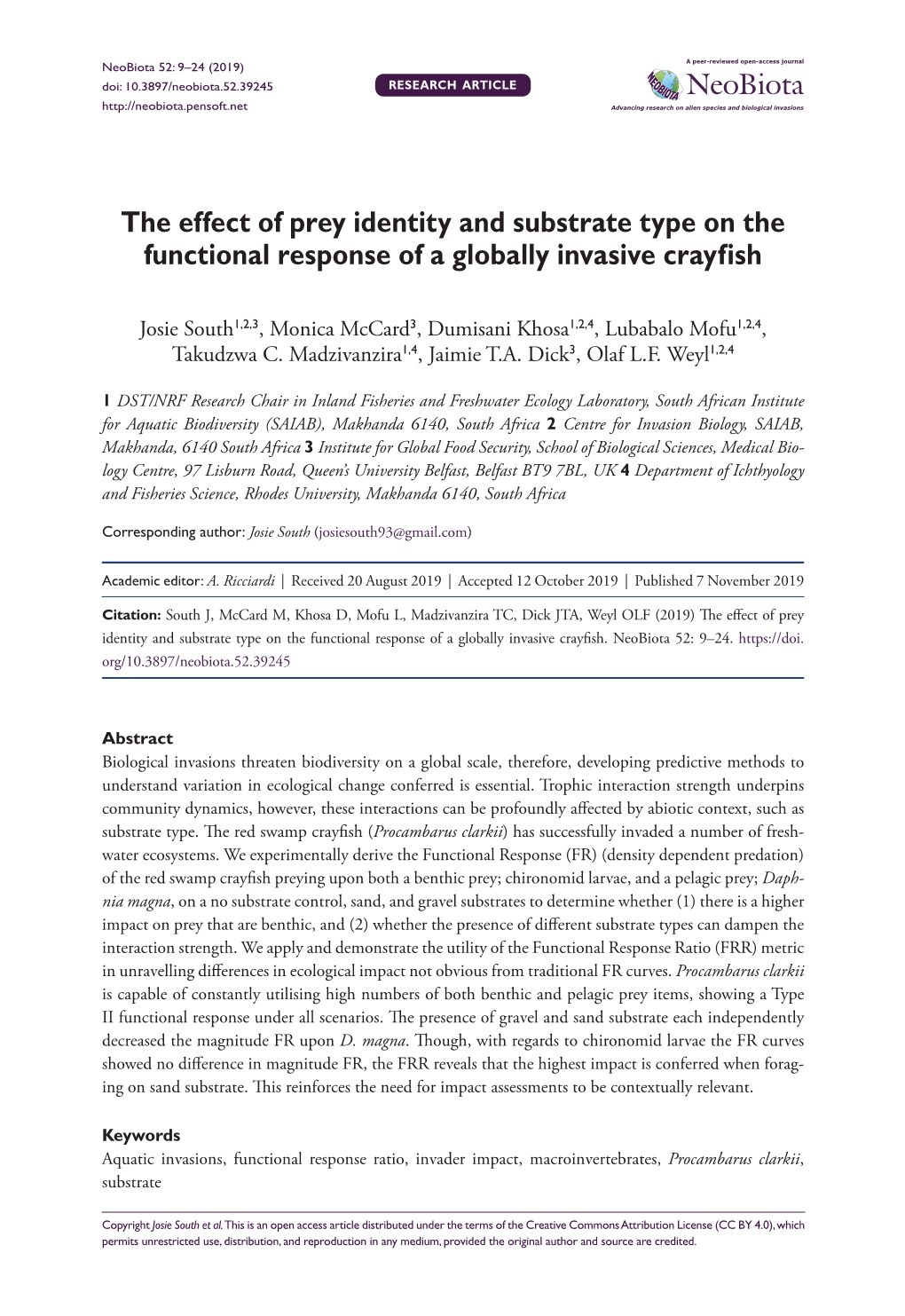 ﻿The Effect of Prey Identity and Substrate Type on the Functional