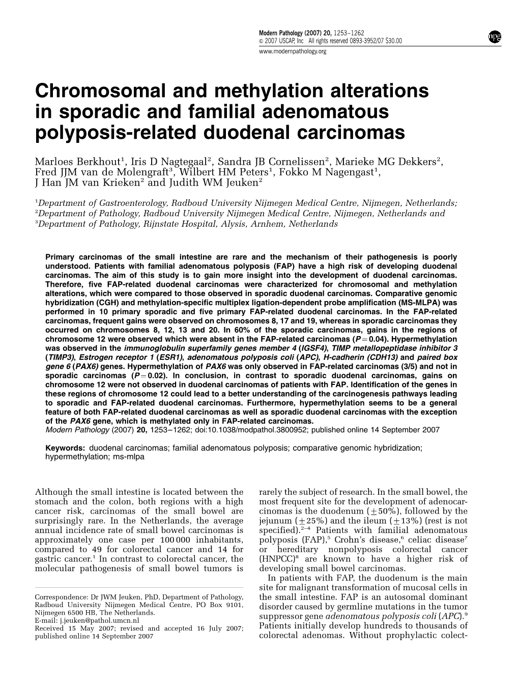 Chromosomal and Methylation Alterations in Sporadic and Familial Adenomatous Polyposis-Related Duodenal Carcinomas