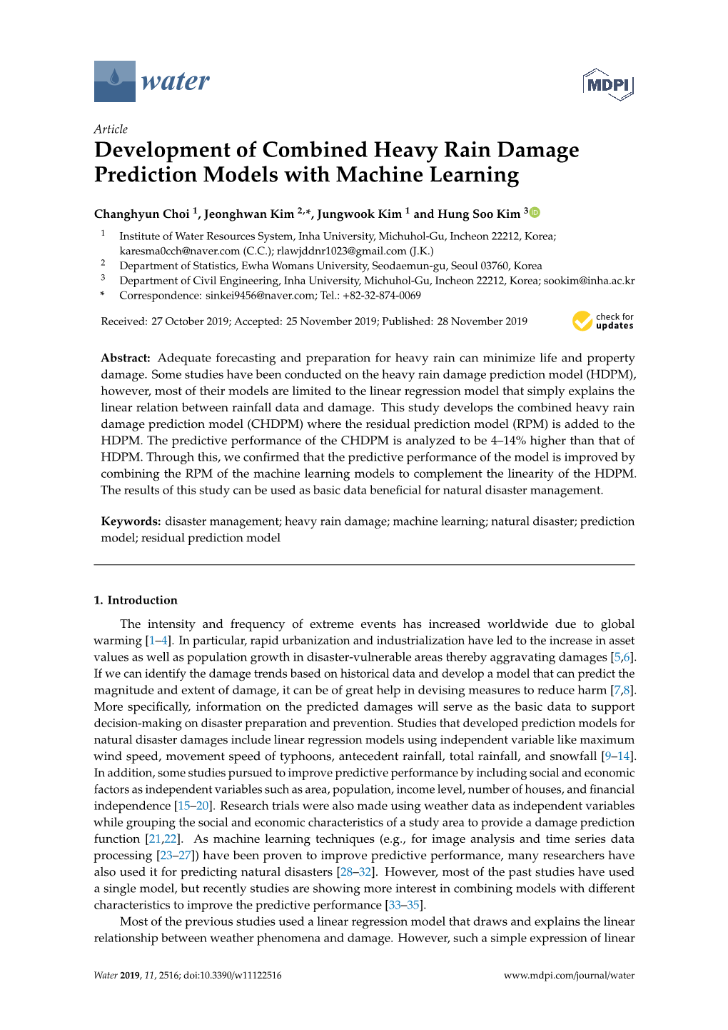 Development of Combined Heavy Rain Damage Prediction Models with Machine Learning