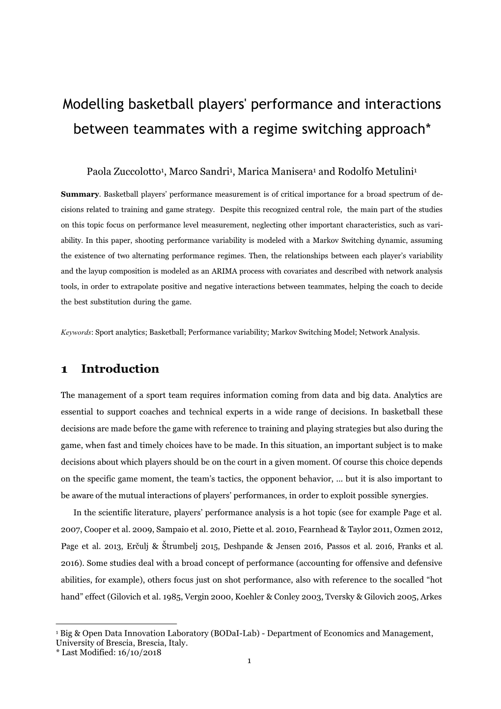 Modelling Basketball Players' Performance and Interactions Between Teammates with a Regime Switching Approach*