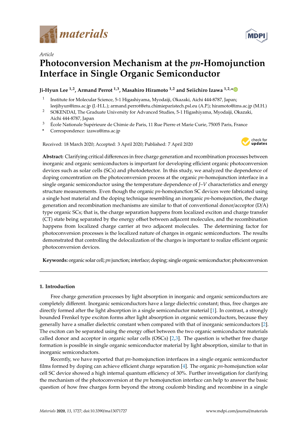 Photoconversion Mechanism at the Pn-Homojunction Interface in Single Organic Semiconductor