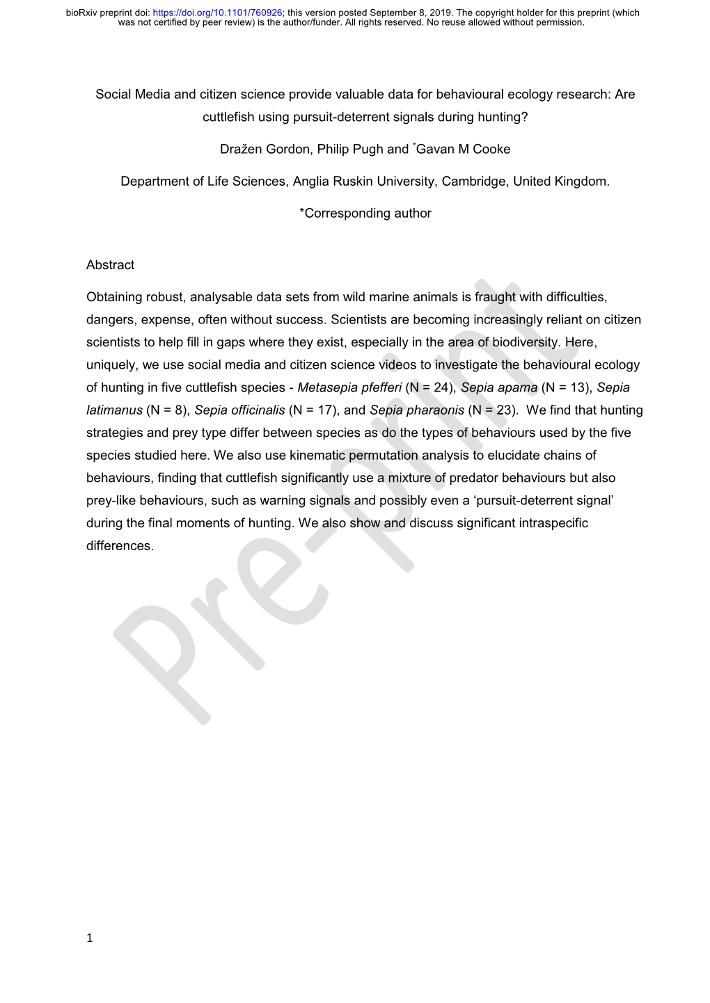 Social Media and Citizen Science Provide Valuable Data for Behavioural Ecology Research: Are Cuttlefish Using Pursuit-Deterrent Signals During Hunting?