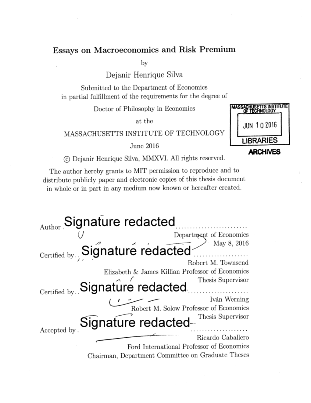 Essays on Macroeconomics and Risk Premium