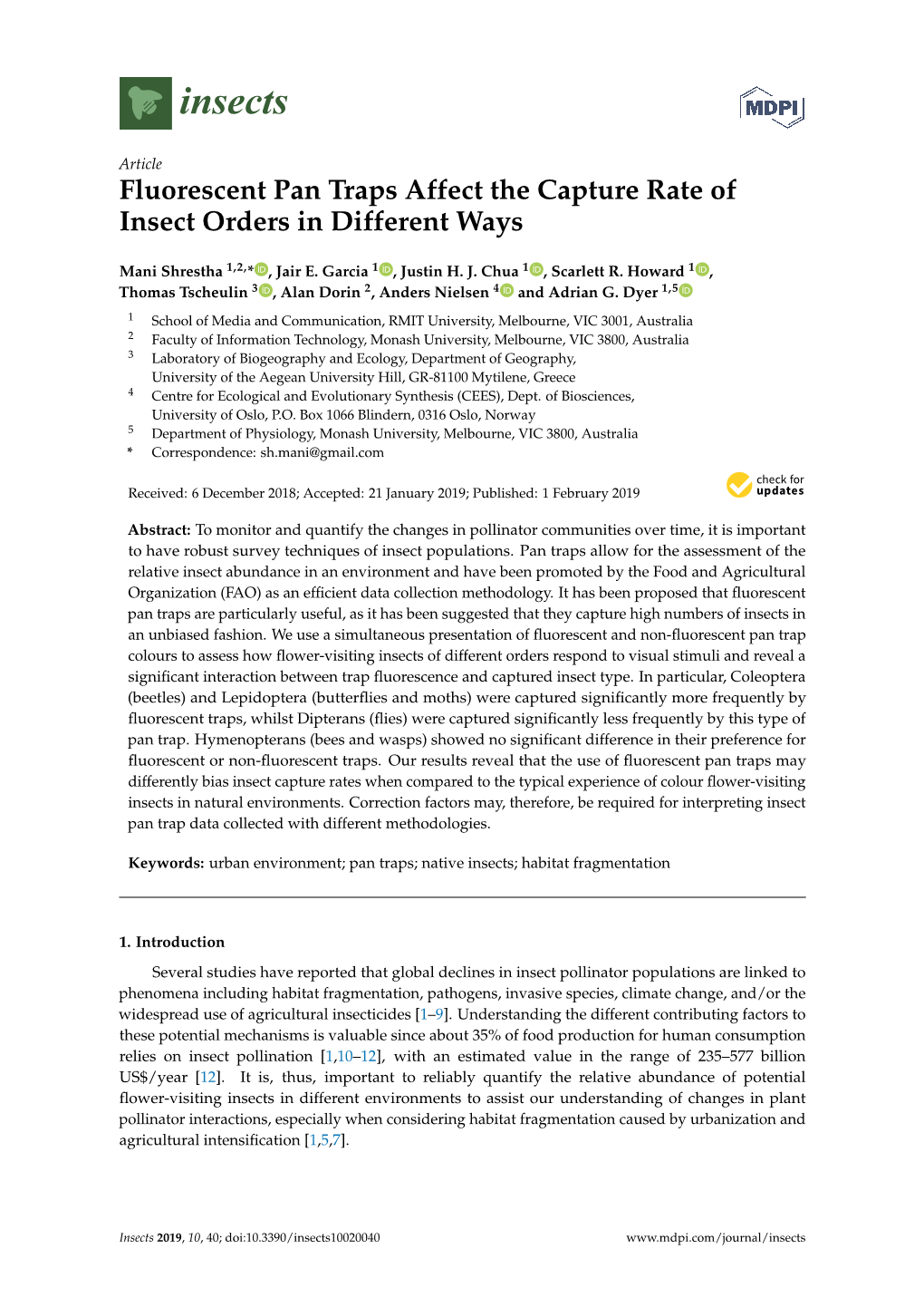 Fluorescent Pan Traps Affect the Capture Rate of Insect Orders in Different Ways