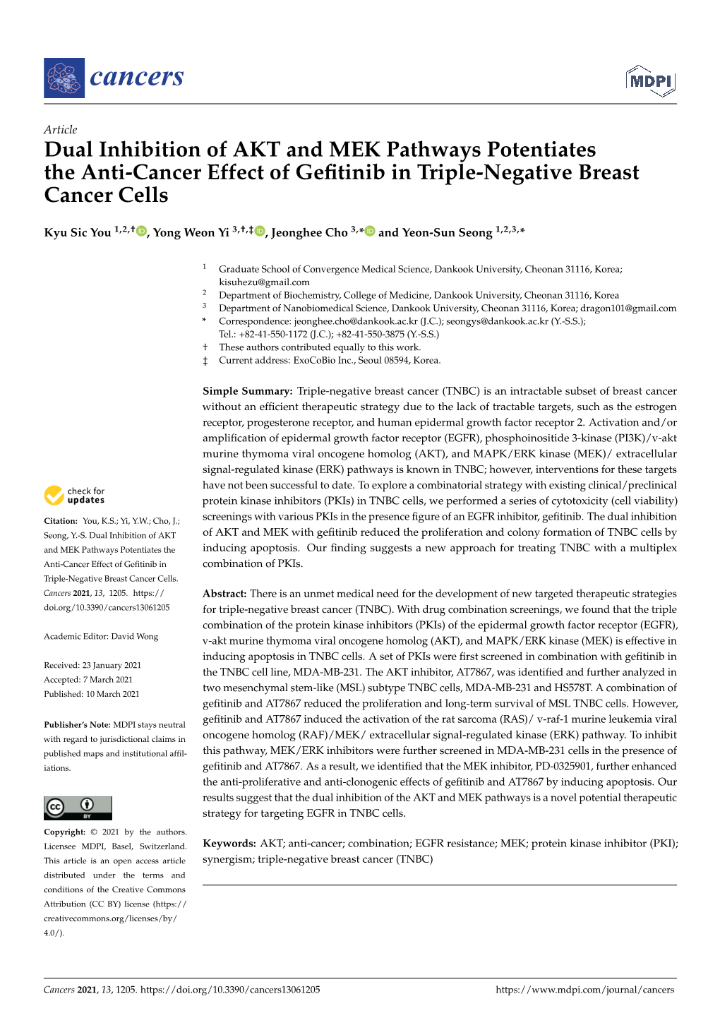 Dual Inhibition of AKT and MEK Pathways Potentiates the Anti-Cancer Effect of Geﬁtinib in Triple-Negative Breast Cancer Cells