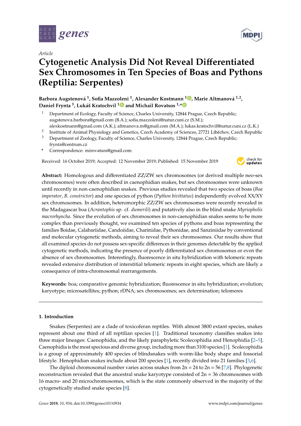 Cytogenetic Analysis Did Not Reveal Differentiated Sex Chromosomes in Ten Species of Boas and Pythons