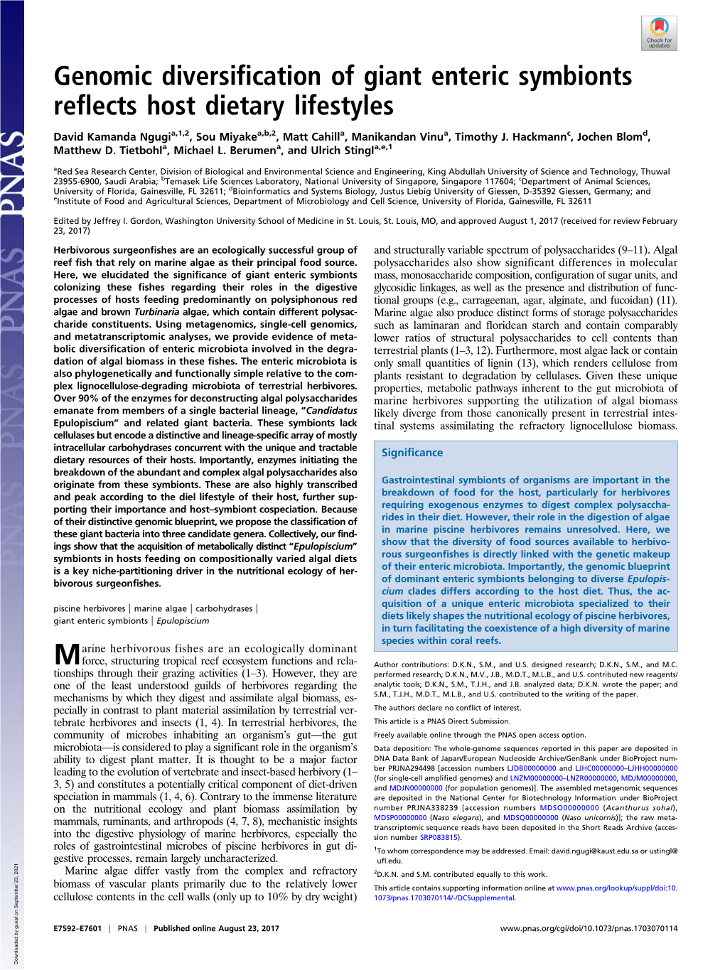 Genomic Diversification of Giant Enteric Symbionts Reflects Host Dietary Lifestyles