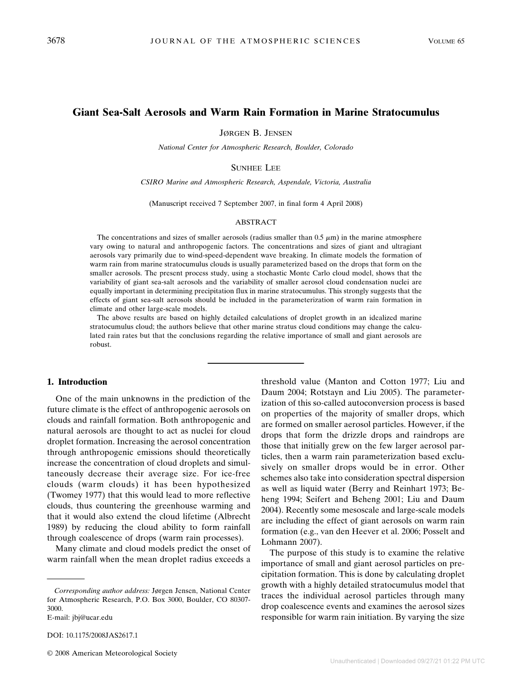 Giant Sea-Salt Aerosols and Warm Rain Formation in Marine Stratocumulus