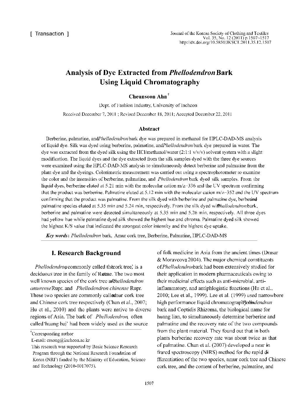 Analysis of Dye Extracted from Phellodendron Bark Using Liquid Chromatography