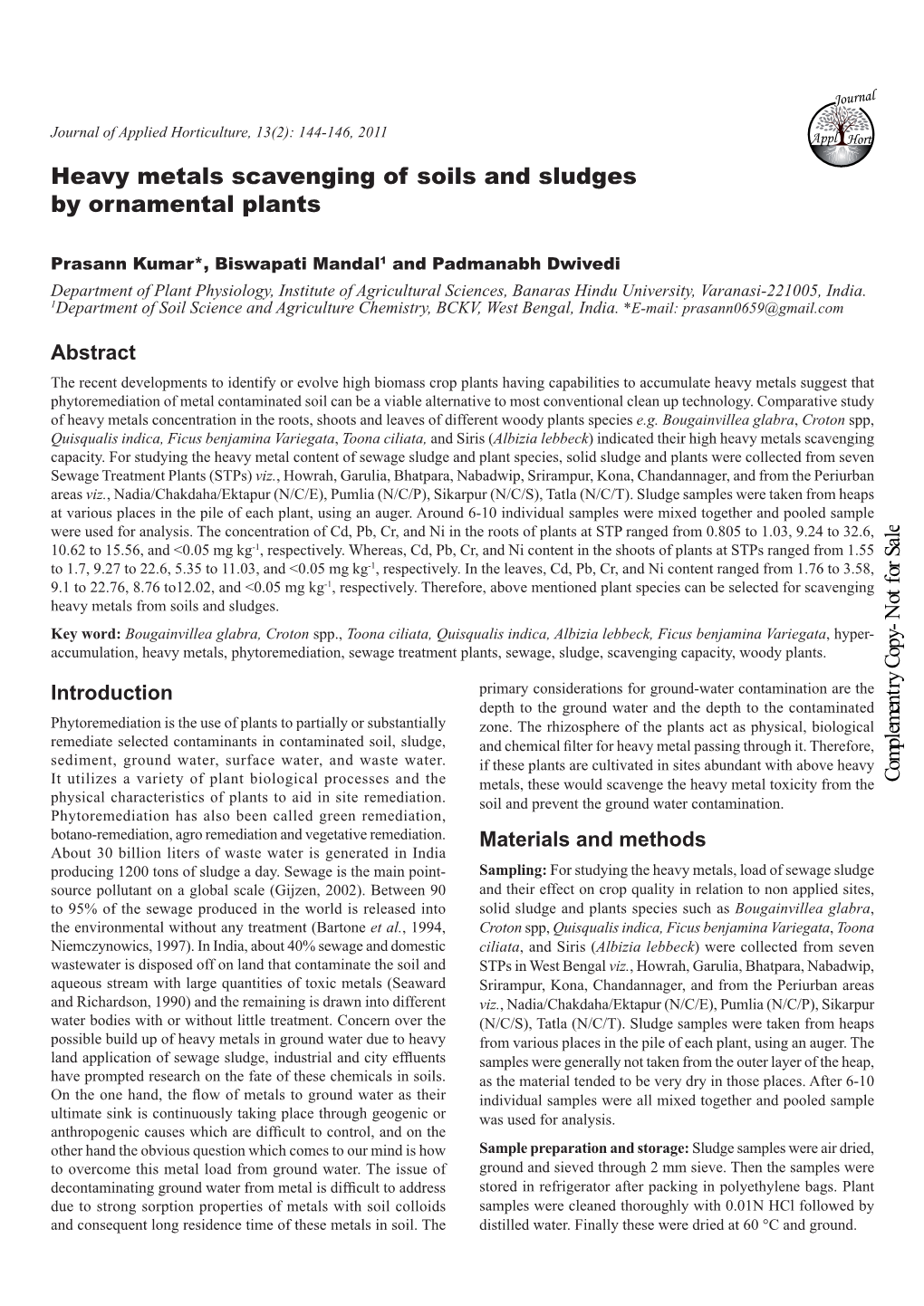 Heavy Metals Scavenging of Soils and Sludges by Ornamental Plants