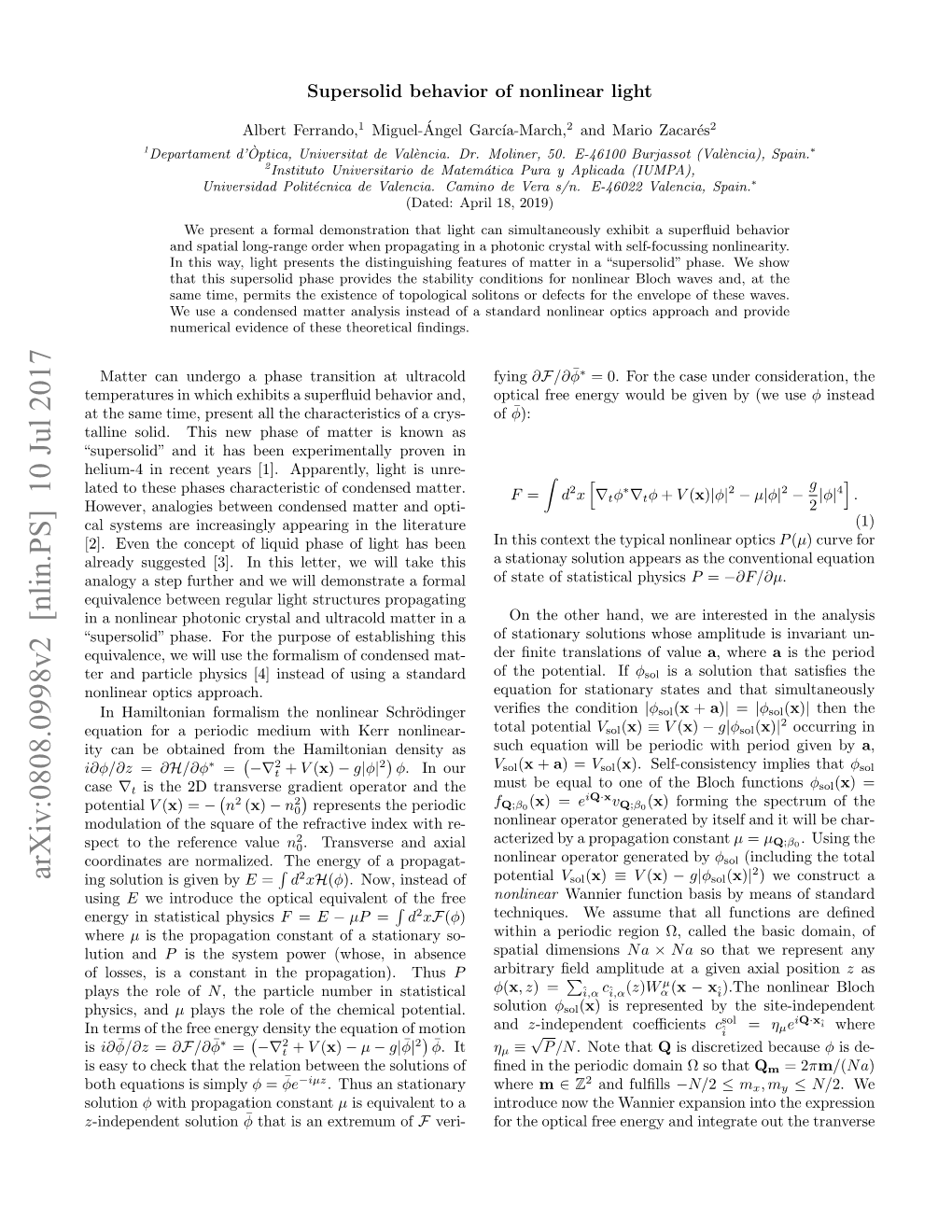 Supersolid Behavior of Nonlinear Light