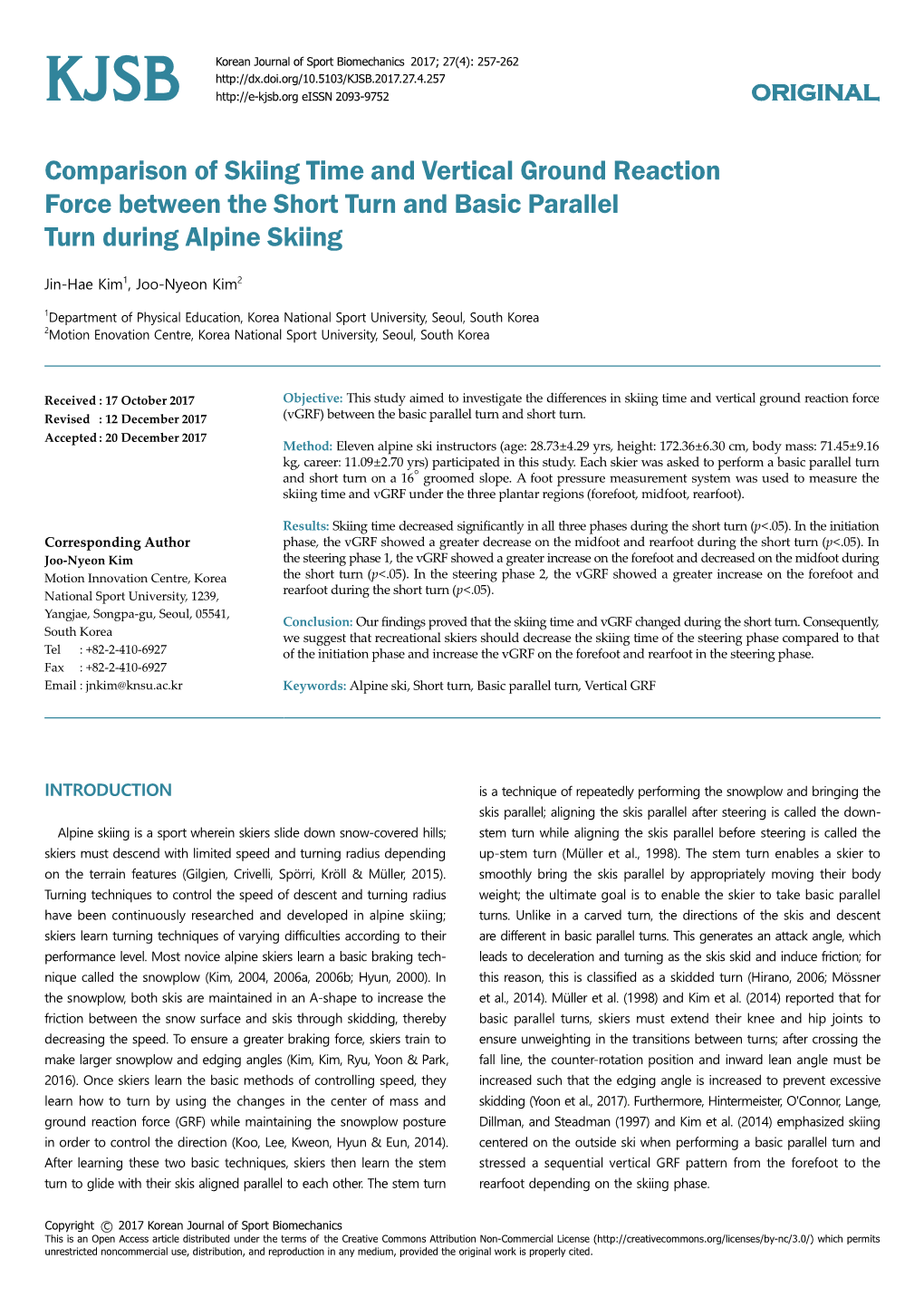 Comparison of Skiing Time and Vertical Ground Reaction Force Between the Short Turn and Basic Parallel Turn During Alpine Skiing