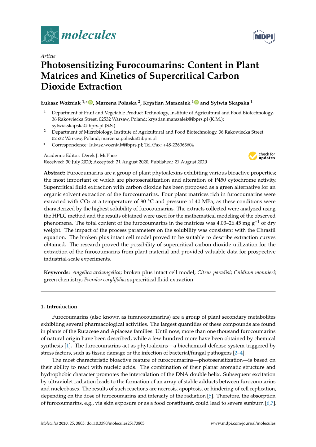 Content in Plant Matrices and Kinetics of Supercritical Carbon Dioxide Extraction