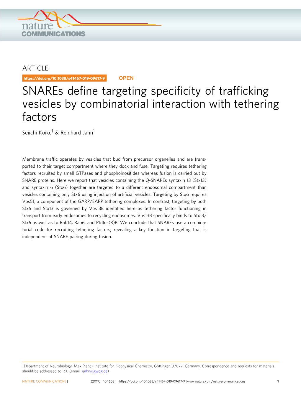 Snares Define Targeting Specificity of Trafficking Vesicles by Combinatorial