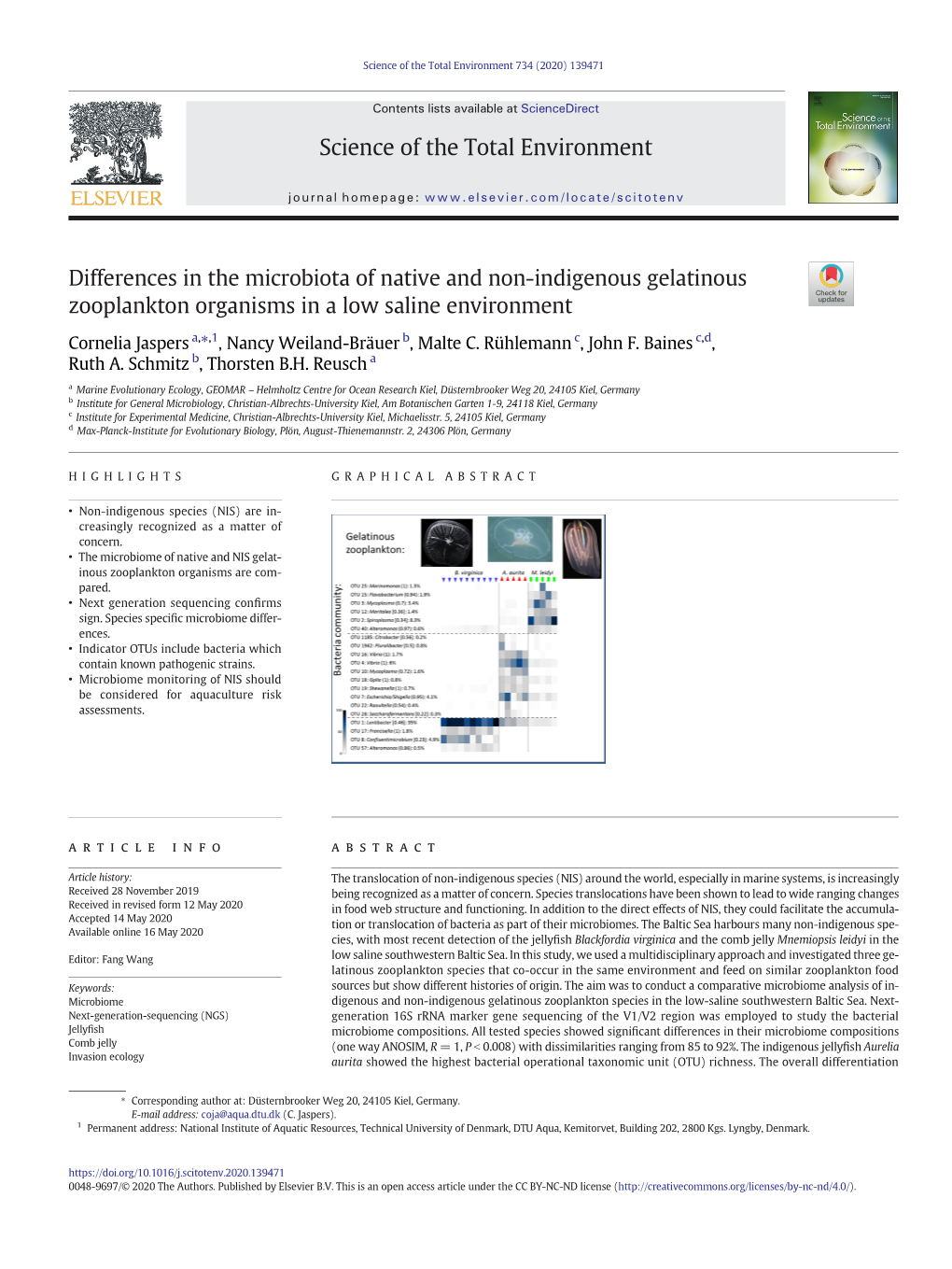 Differences in the Microbiota of Native and Non-Indigenous Gelatinous Zooplankton Organisms in a Low Saline Environment