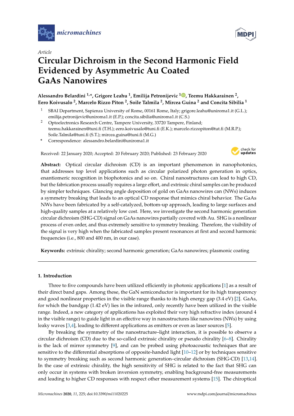 Circular Dichroism in the Second Harmonic Field Evidenced by Asymmetric Au Coated Gaas Nanowires