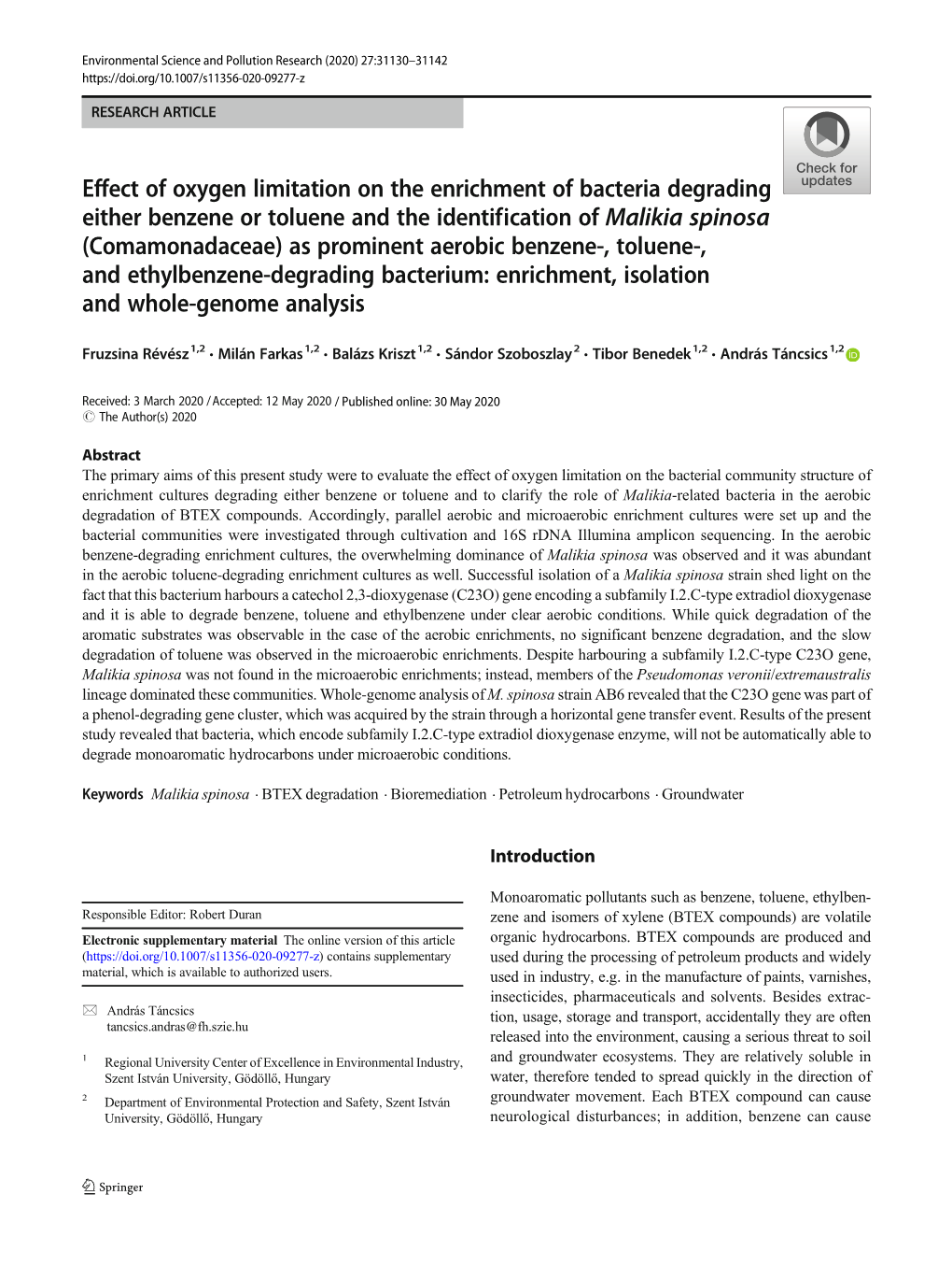 Effect of Oxygen Limitation on the Enrichment of Bacteria Degrading