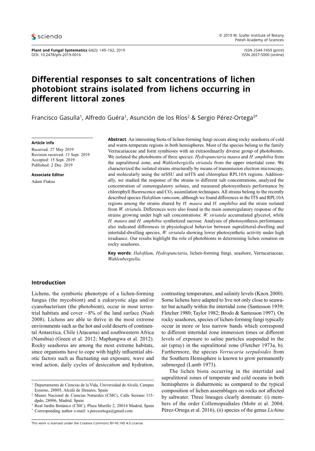 Differential Responses to Salt Concentrations of Lichen Photobiont Strains Isolated from Lichens Occurring in Different Littoral Zones
