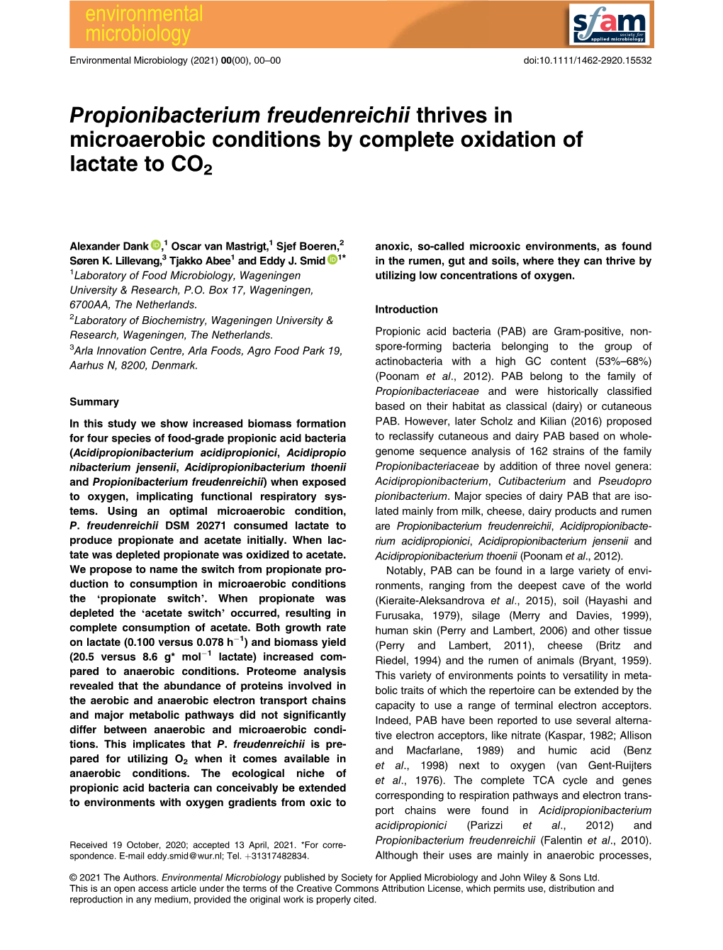 Propionibacterium Freudenreichii Thrives in Microaerobic Conditions by Complete Oxidation of Lactate to CO2