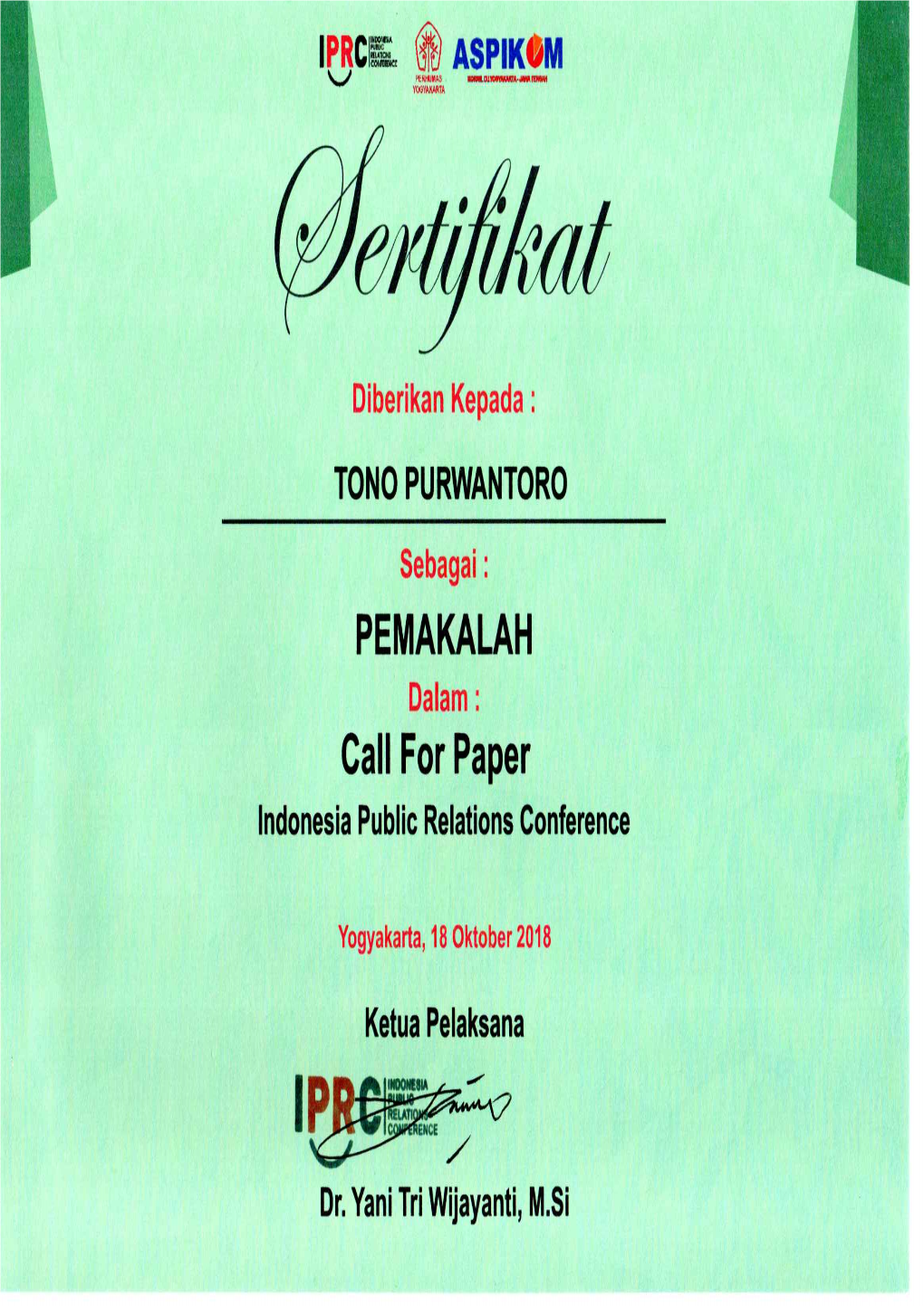 Tengkar Twit Follower Pada Feedback Twitter (Studi Analisis Isi Posting Twitter Goenawan Muhamad)” Yang Ditulis Oleh Tono Purwantoro