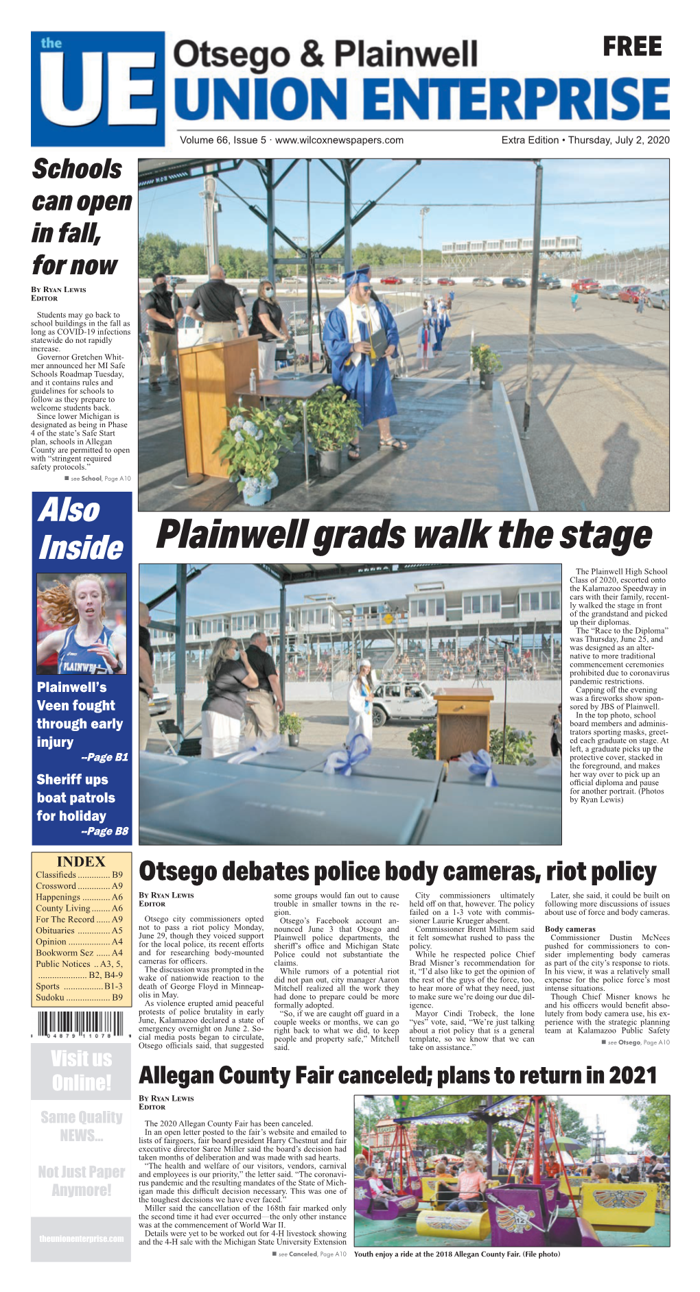 Plainwell Grads Walk the Stage