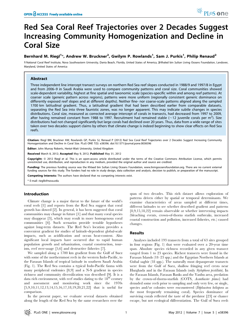 Red Sea Coral Reef Trajectories Over 2 Decades Suggest Increasing Community Homogenization and Decline in Coral Size