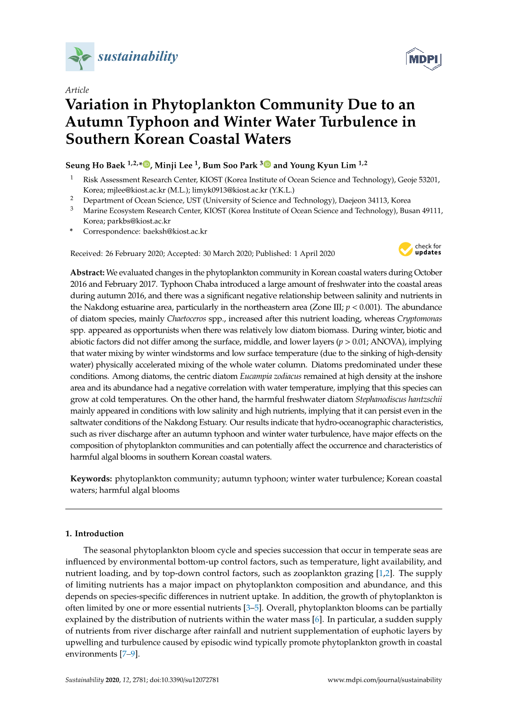 Variation in Phytoplankton Community Due to an Autumn Typhoon and Winter Water Turbulence in Southern Korean Coastal Waters