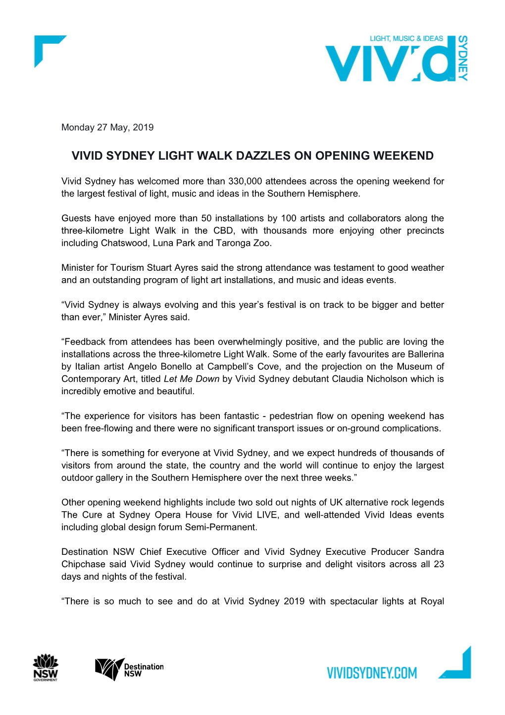 Vivid Sydney Light Walk Dazzles on Opening Weekend
