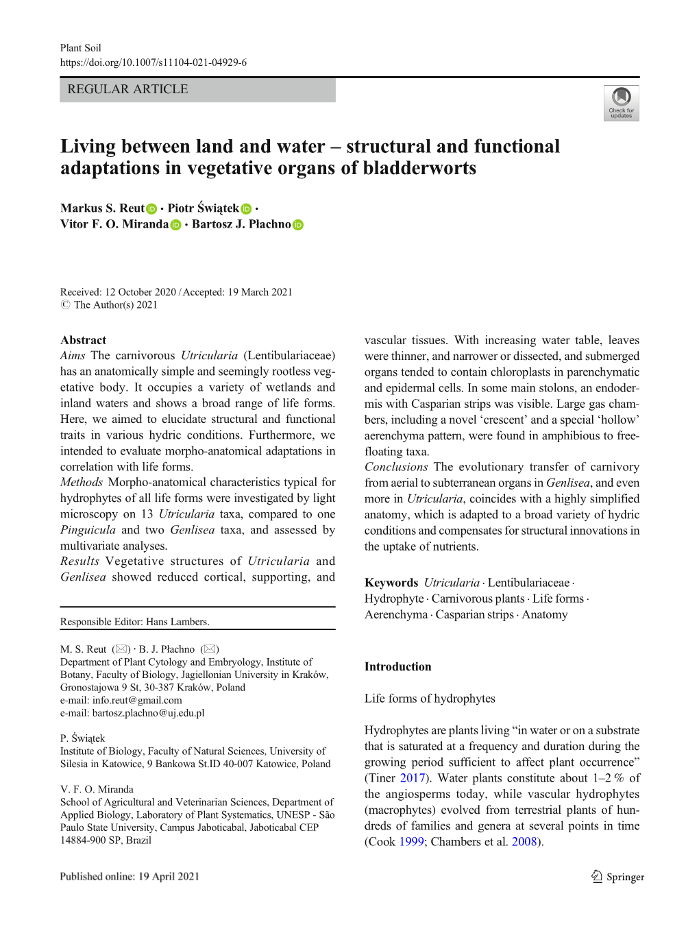 Structural and Functional Adaptations in Vegetative Organs of Bladderworts