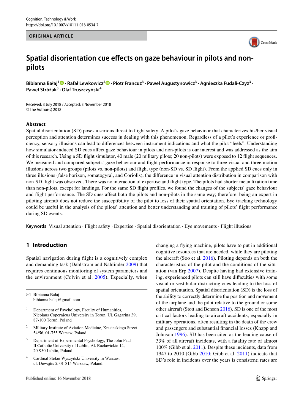 Spatial Disorientation Cue Effects on Gaze Behaviour in Pilots and Non- Pilots