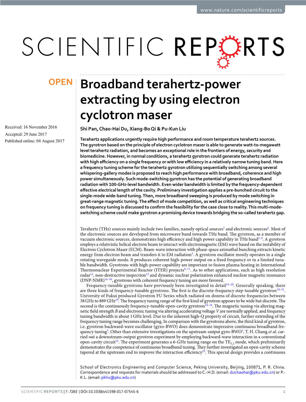 Broadband Terahertz-Power Extracting by Using Electron Cyclotron Maser