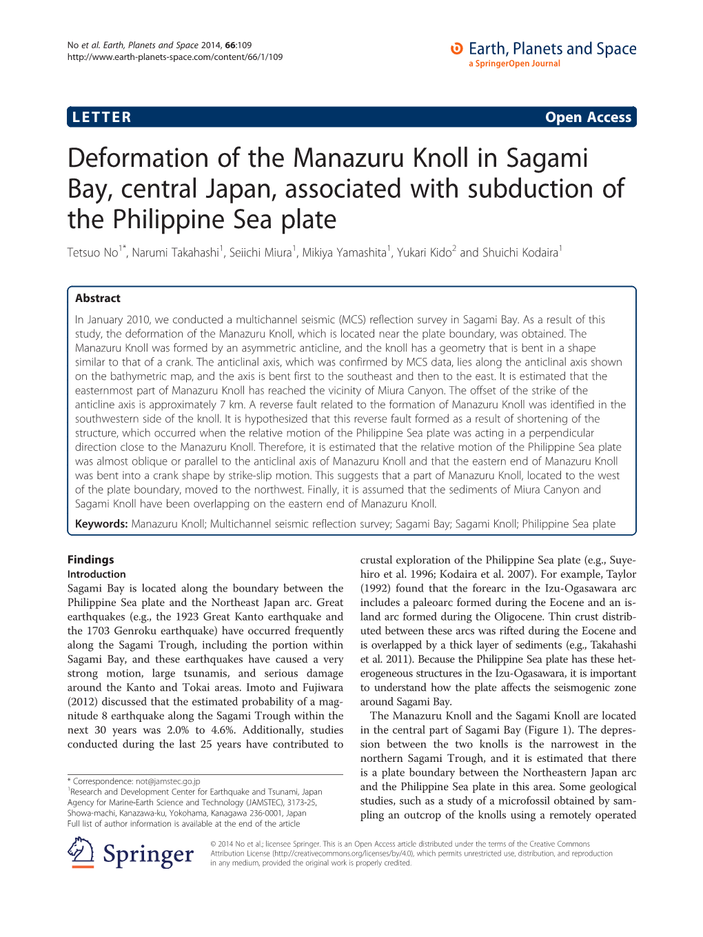 Deformation of the Manazuru Knoll in Sagami Bay, Central Japan