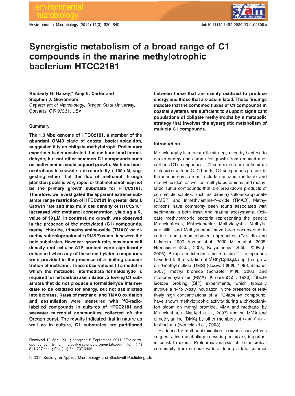 Synergistic Metabolism of a Broad Range of C1 Compounds in the Marine Methylotrophic