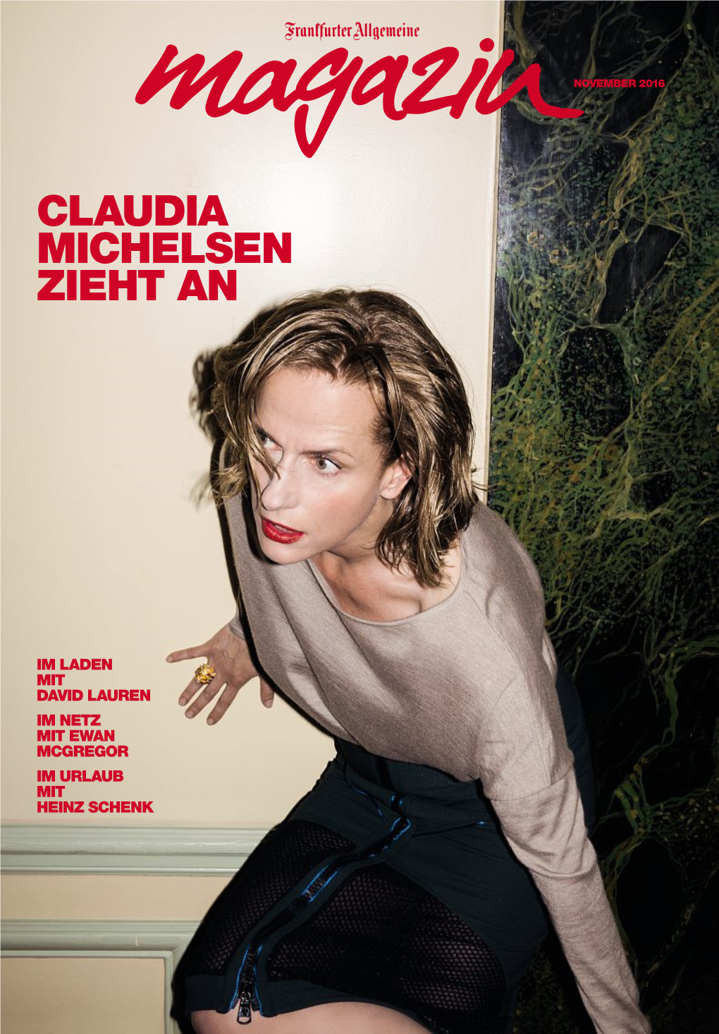 Claudia Michelsen Zieht An