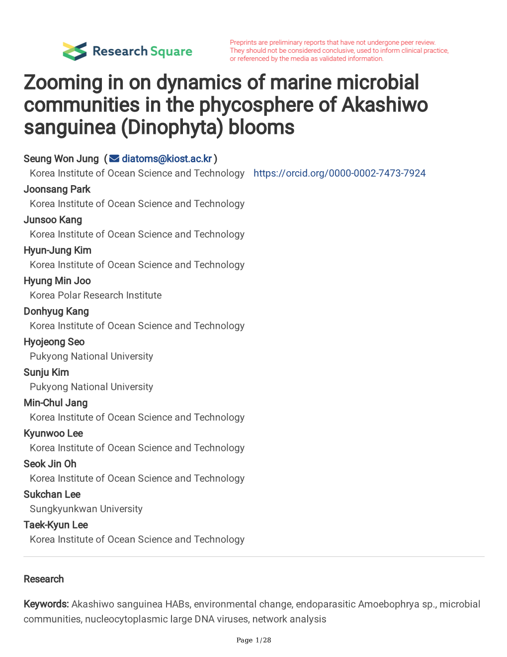 Zooming in on Dynamics of Marine Microbial Communities in the Phycosphere of Akashiwo Sanguinea (Dinophyta) Blooms