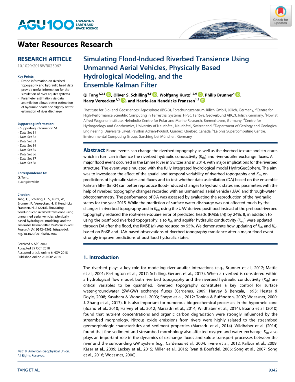 Simulating Flood‐Induced Riverbed Transience Using Unmanned Aerial