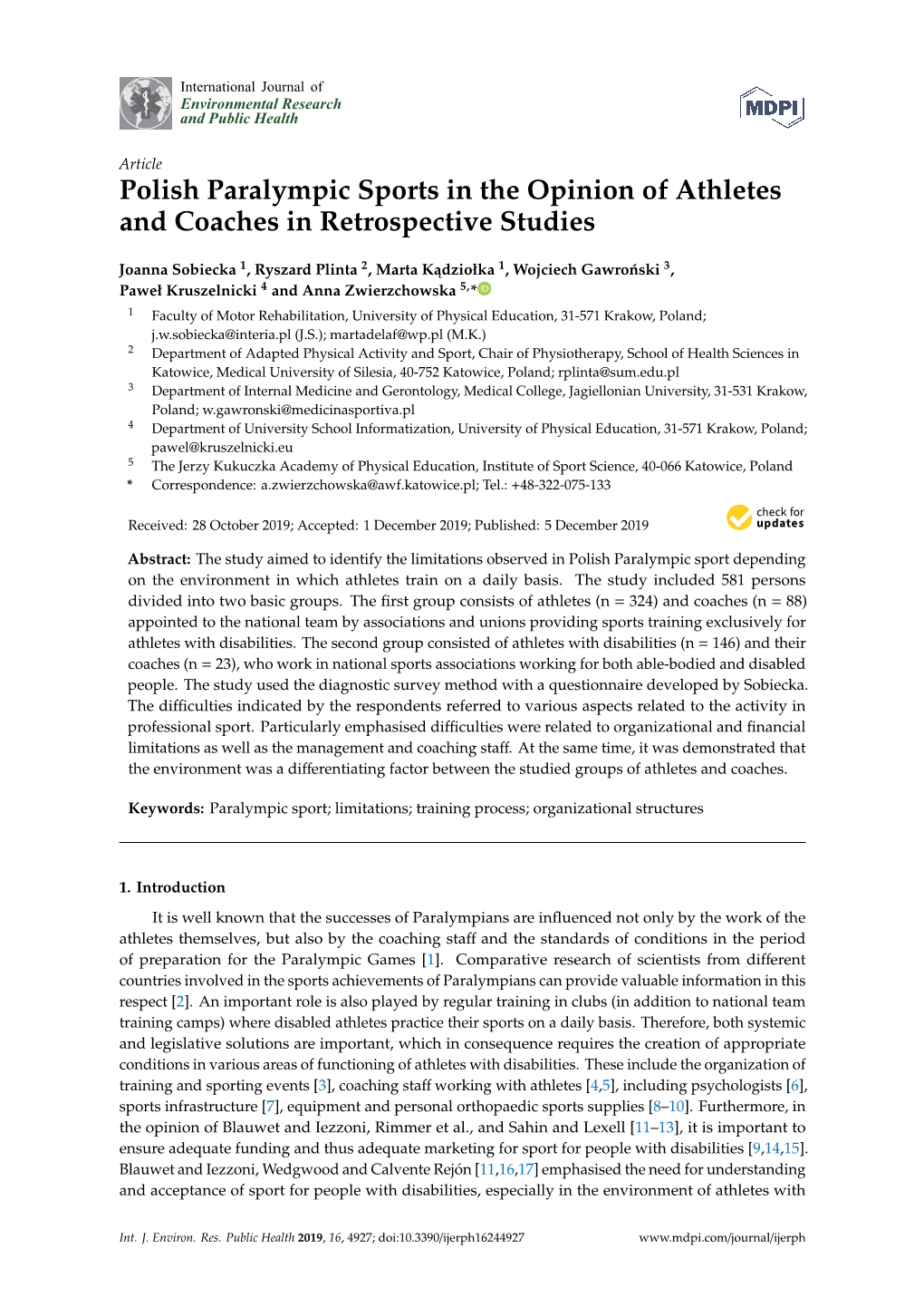 Polish Paralympic Sports in the Opinion of Athletes and Coaches in Retrospective Studies